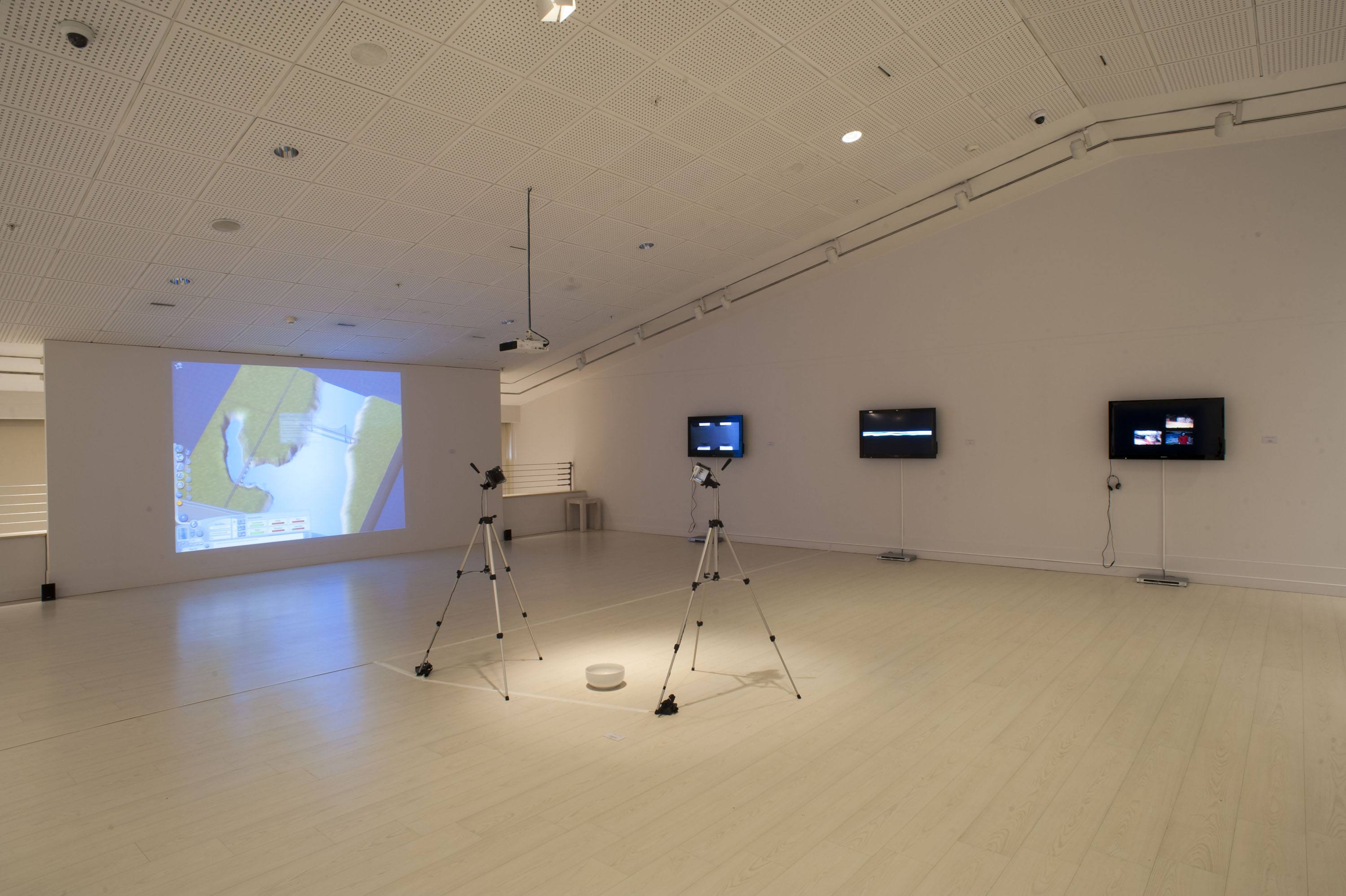 Connecting the Dots galeri 0