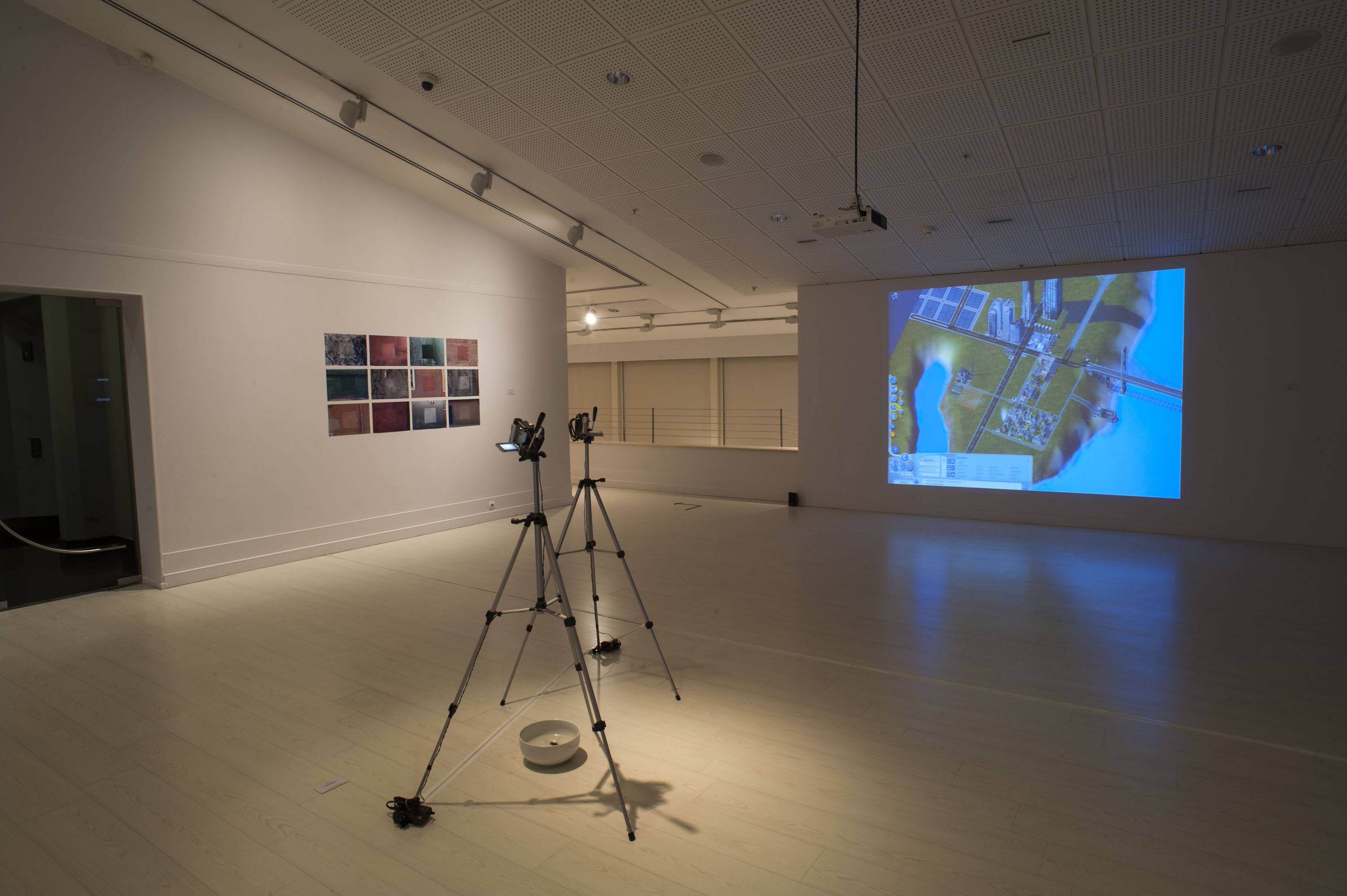 Connecting the Dots galeri 1