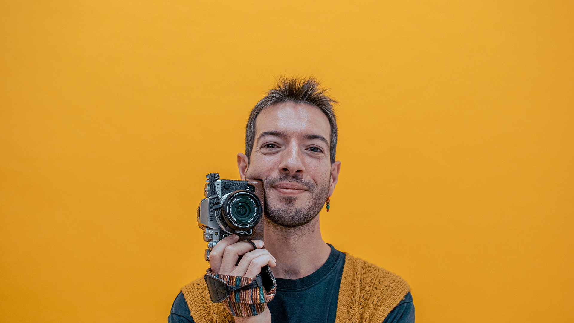 İmgenin Gizemi: Siyah Beyaz Fotoğraf görsel 3
