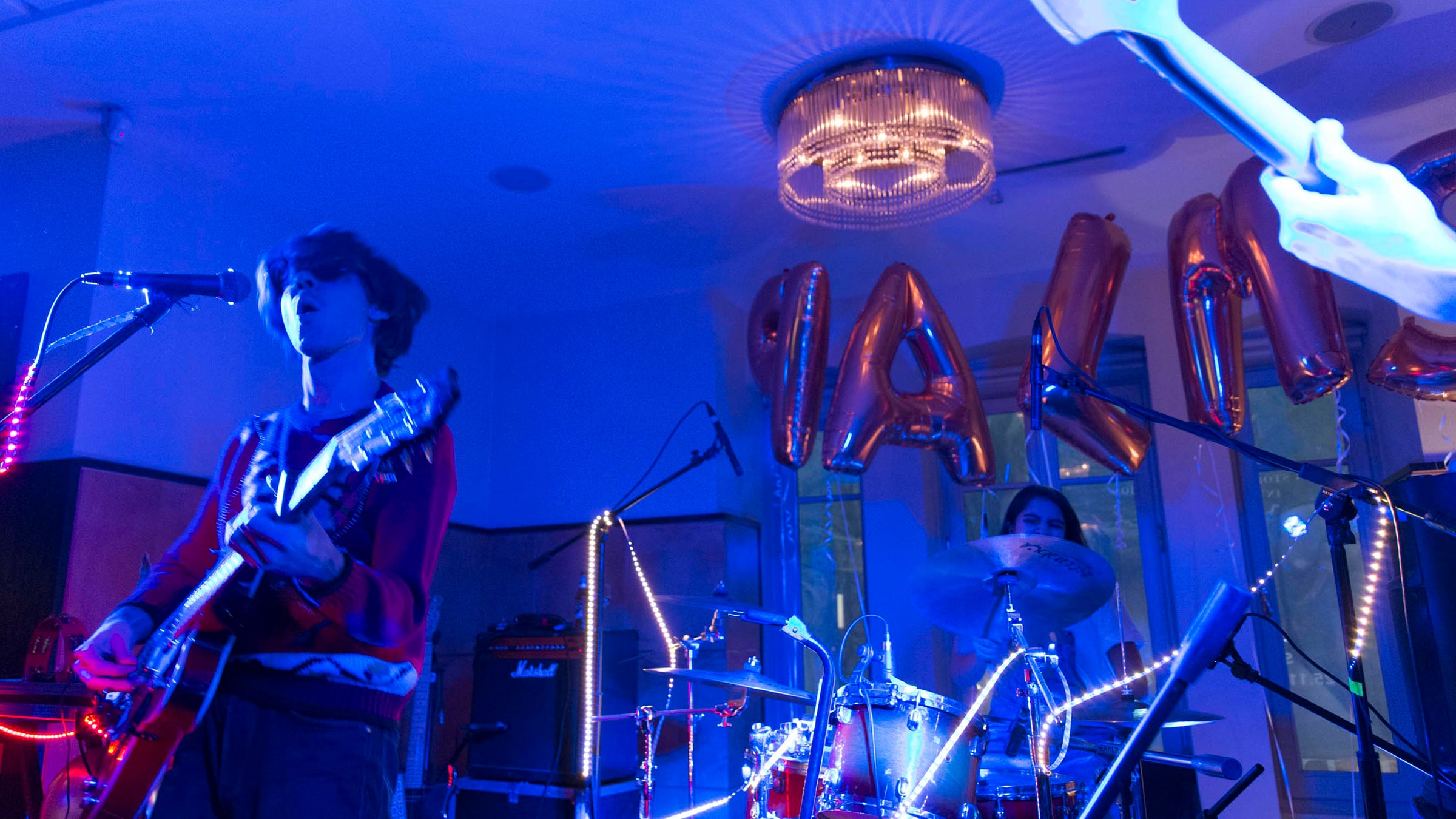 Palmiyeler <br/>DJ Set: Age Reform POP çalıyor slide 0