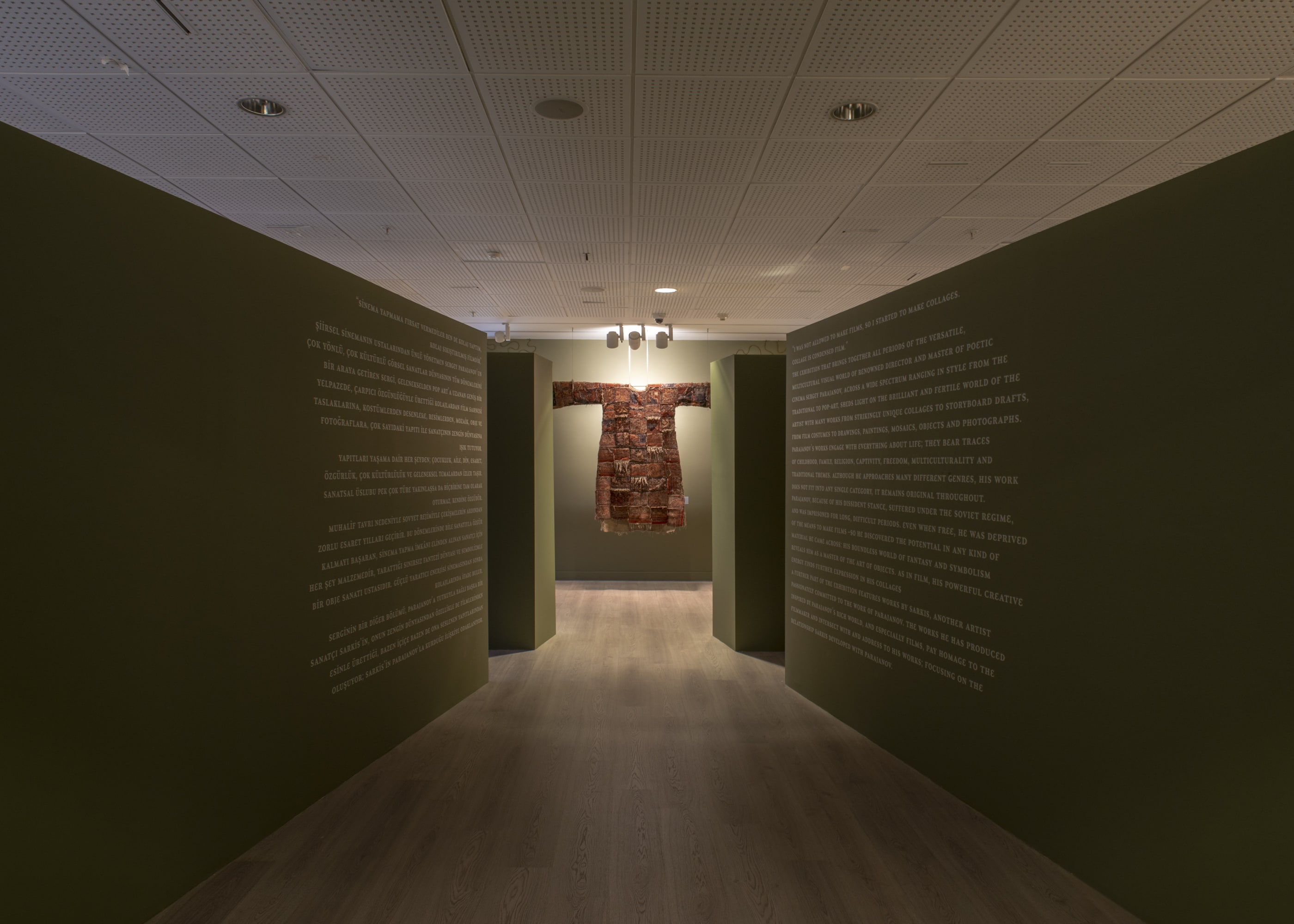 Parajanov <br> Sarkis ile galeri 17