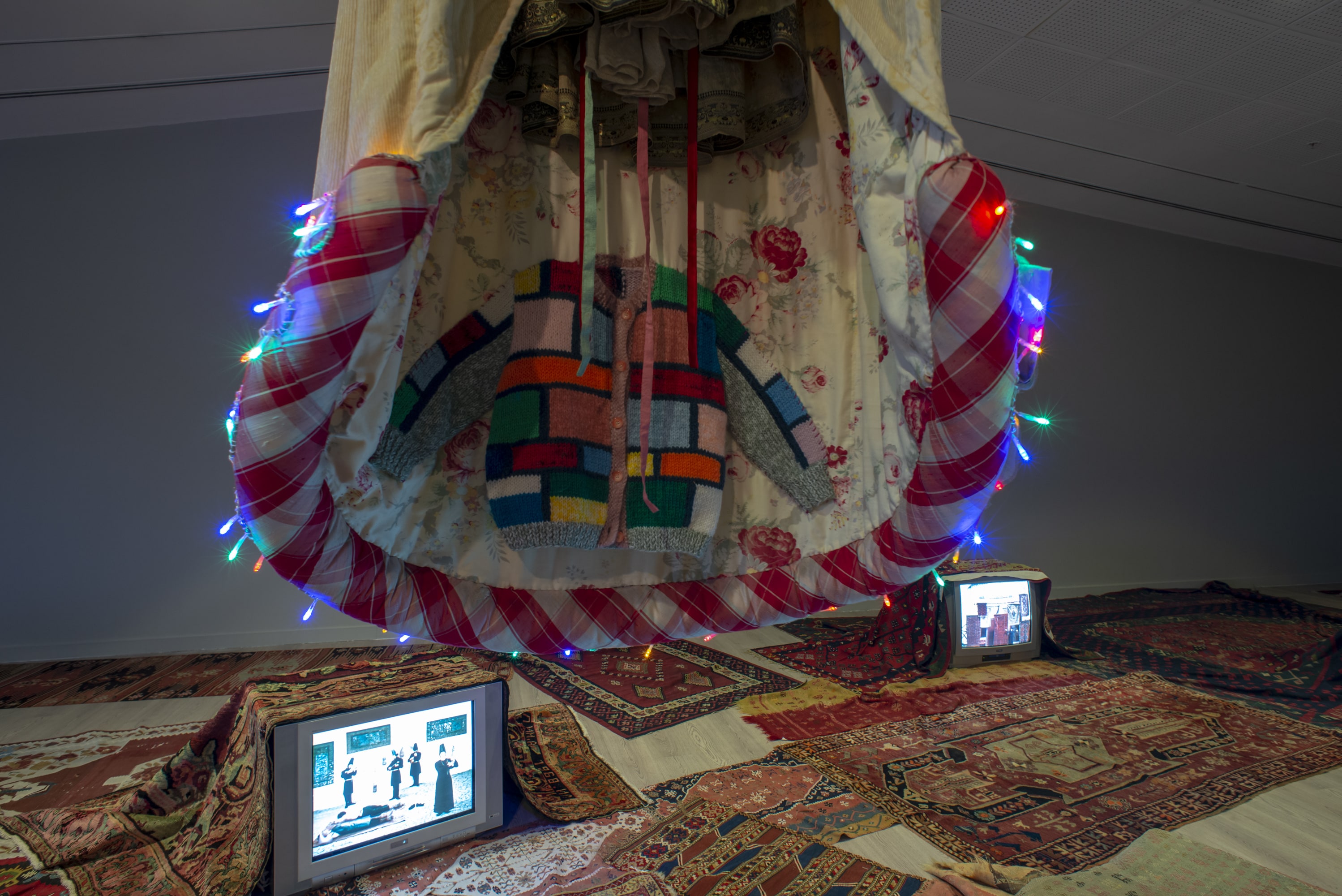 Parajanov <br> Sarkis ile galeri 24