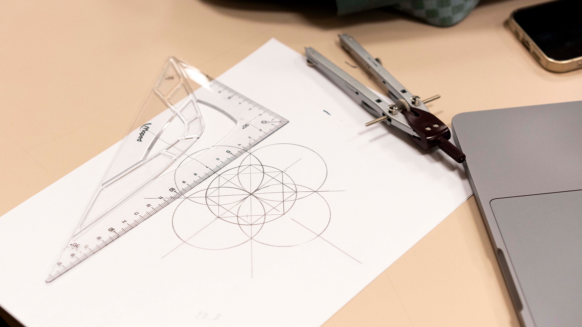 Yaratıcı Kodlama ile Geometrik Desenler görsel 1