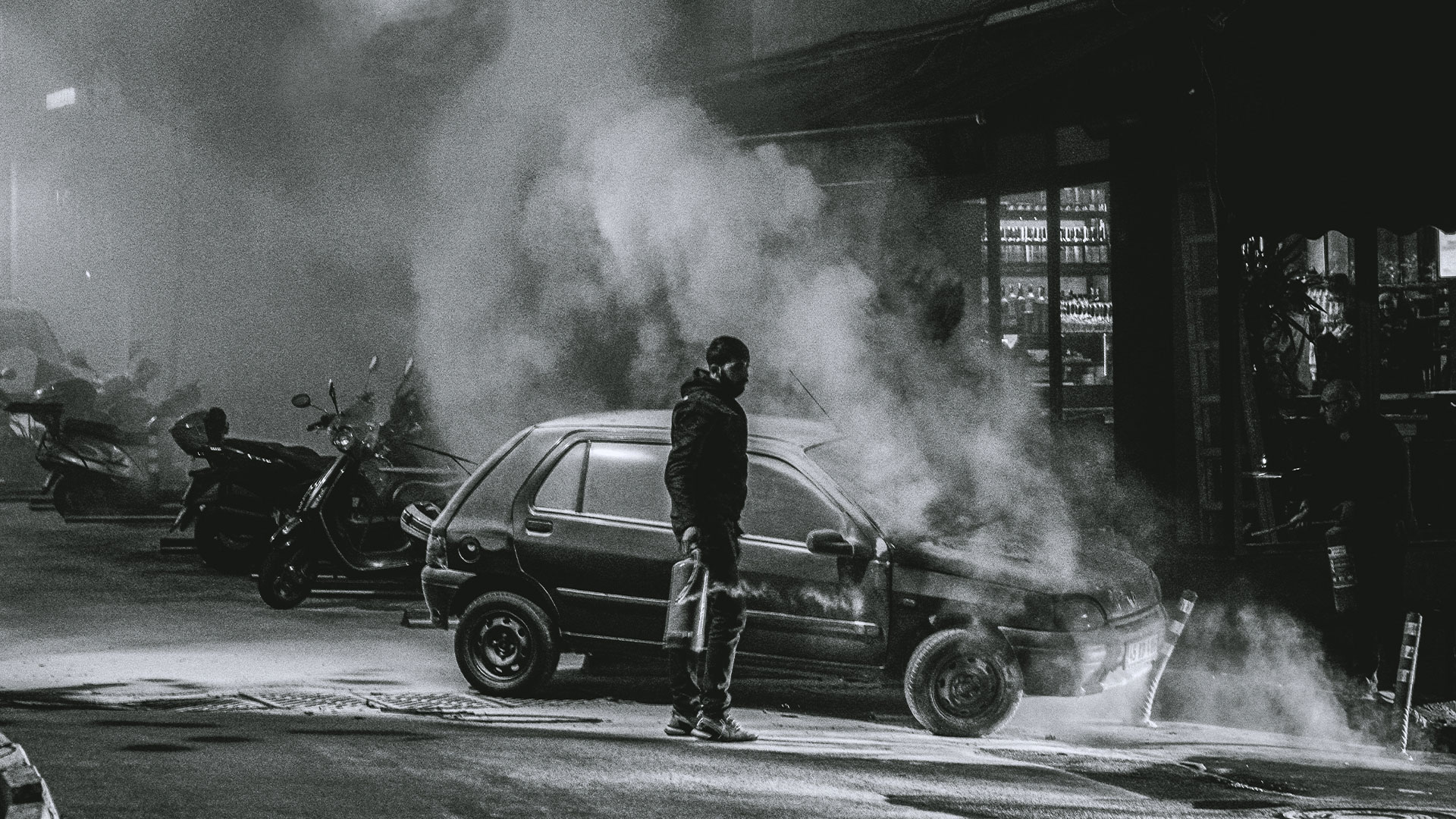 İmgenin Gizemi: Siyah Beyaz Fotoğraf